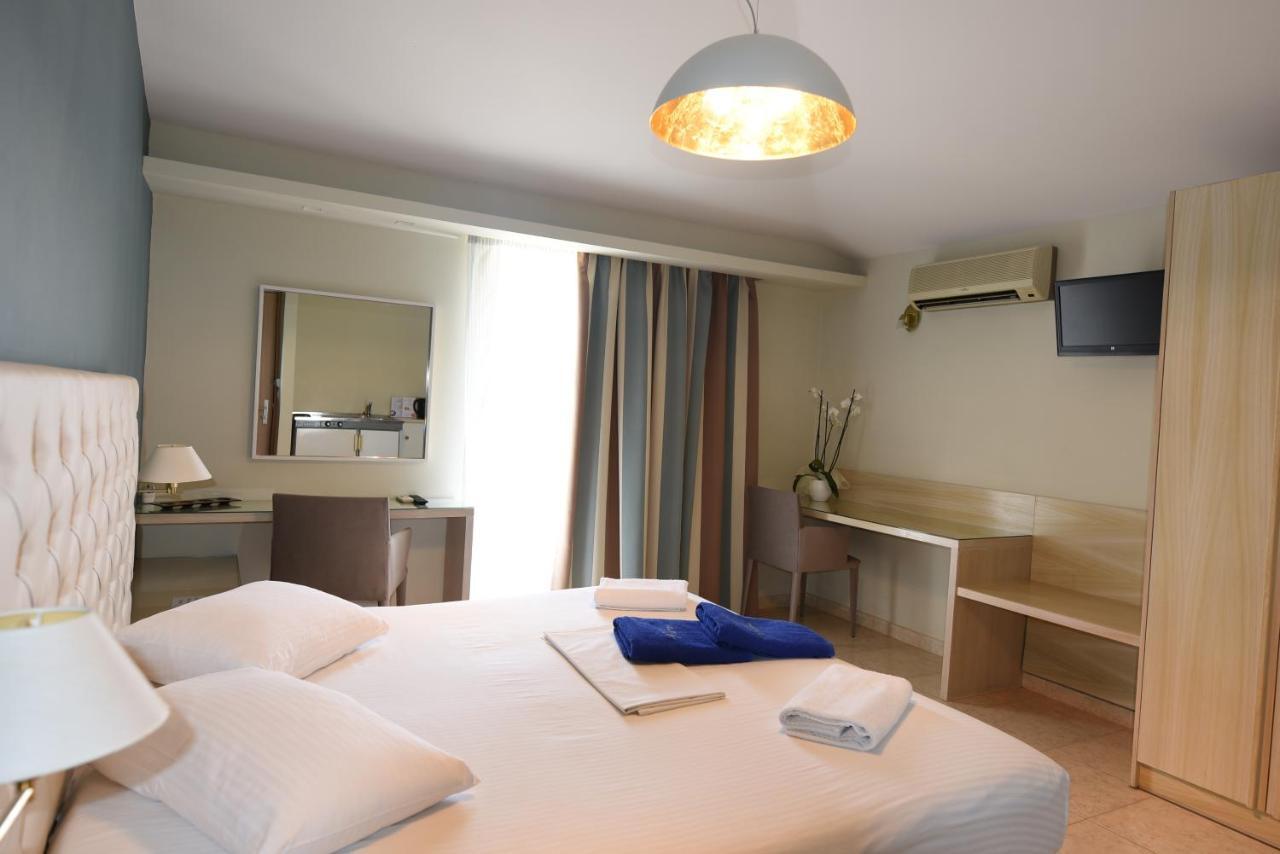 Viaros Hotel Apartments Tolo Ngoại thất bức ảnh